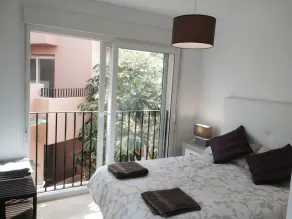 Appartement de luxe flambant neuf avec golf, piscine et vue sur le lac - Image 5