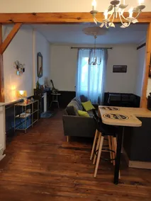 Apartment near the city center - Image 4