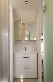 First Floor - Studio-Standard-Ensuite - Image 2