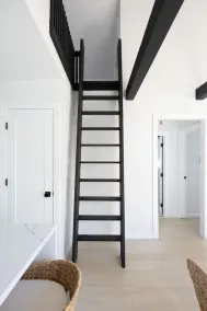 Beach Block-1min Walk-Luxury-The Reef Upstairs - Image 2