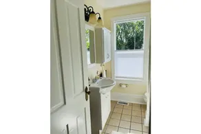 Warm, Charming and Cozy Turn of the Century Home - Image 5