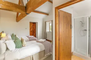 Stunning Barn Conversion - Rural Setting - Image 5