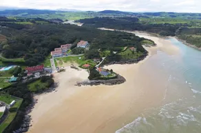 Bajo con vistas al mar y piscina - La Arena 4208 - Image 5