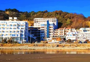 Twin room with sea and Long Beach view terrace - Image 5