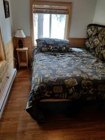 HONEYMOON CABIN FOR RENT ON BEAUTIFUL LAKE ROOSEVELT. - Image 4