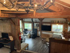 Base Camp Glamping @ Hidden Ridge - Image 2