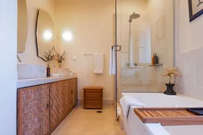 Villa Ionian Crest - Six Bedroom Villa, Sleeps 12 - Image 4