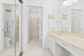 Peaceful Lakeview Condo • 2 Pools • Minutes to IMG & Beaches  - Image 3
