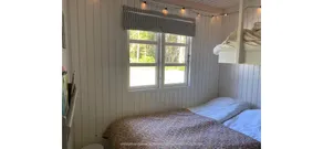 Idyllic summer house at the waters edge - Image 3