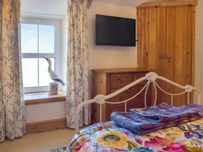 Picked for its character, charm and gorgeous sea views from every window. - Image 5