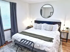 Updated 2BR Gem: Near Downtown, Eastown, and EGR! - Image 5