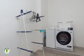 Gite 2 Chambres Avec Terrasse Couverte et Bain à Remous - Image 2