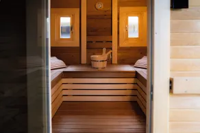 Luxury vacation home by sea, boat dock, handicap accessible & allergy friendly - Image 3