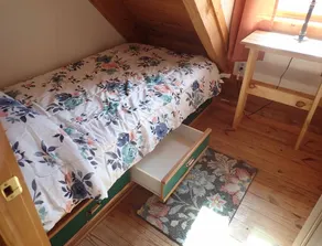 Cozy, secluded log cabin,  summer vacation get-away or Fall Hunters paradise . - Image 3