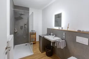 ★ Design FeWo in Moselnähe ★ Waschmaschine ★ Dachterrasse★Netflix★Jarody Hosting - Image 2