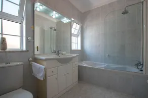 Casa Novo Horizonte by Portucasa - Image 2