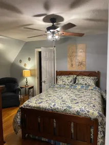 Cozy on Carolina - Image 4