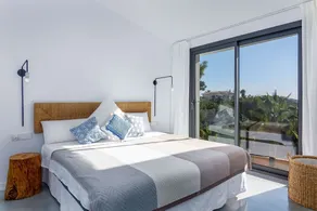 Villa Chrissy Exklusive und stylische Villa in ruhiger Lage mit Pool + Meerblick - Image 3