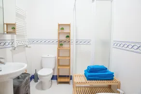 Rent4Rest - Lisbon Downtown Designer's Apartment - Image 2