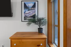 2BR in Painted Cliff, Ski In, Ski Out, Communal Hot Tub, Wood Burning Fireplace, Free Parking - Image 2