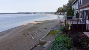Waterfront Beach House, Whidbey Island Langley - Image 3