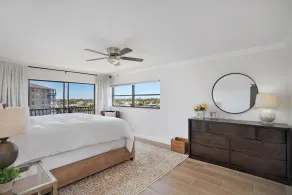 3 Bedroom Penthouse with Stunning Sunset Views of Blackburn Bay! - Image 5
