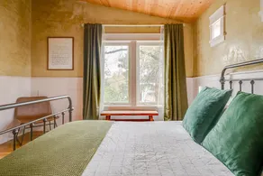 Private Guest Suite in the Heart of Old Bend - Image 5