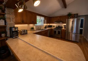 Luxury Waterfront Estate with Swimming Pool, Hot Tub, Kayaks, Pedal Boat & Dock - Image 5