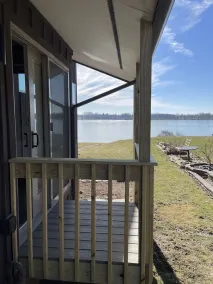 Romantic New Renovated Suite On Niagara River - Image 4