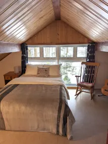 Cozy cottage with hot tub! - Image 5