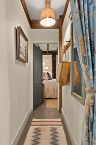 Private apartment in beautiful country barn - Image 3