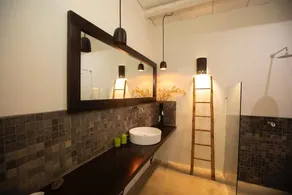Luxury Home w/ great internet and pool - Image 4