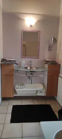 Rolig villa med pool - Image 5
