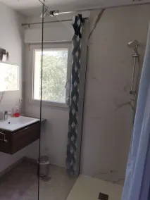 Villa 110 m2 mit Pool und atemberaubender Aussicht, nicht zu übersehen. - Image 3