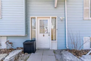 Lakefront Cottage at Camp fisherman Resort - Image 4