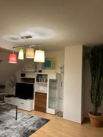 Elegante apartamento de 3 quartos no último andar com terraço no centro de Magdeburg - Image 4