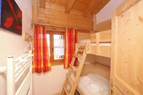 Staudi's ski hut Top8 in hut style directly on the piste Wood-burning stove - Image 4