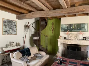 Village house with large garden and swimming pool - Image 4