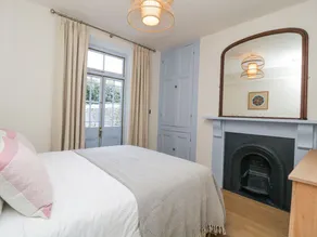Tamar 2 Sussex Place - Image 4
