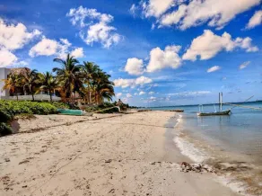 Villa Coral Ocean Front Progreso Yucatan - Image 3