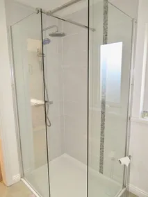Glendale Guestrooms - Image 4