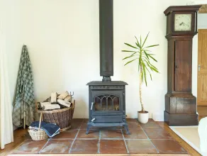 The Cottage at Hale Hill Farm -  a cottage that sleeps 5 guests  in 2 bedrooms - Image 2