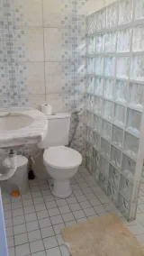 Casa de Praia Arborizada e Ventilada no Condomínio Entre o Encontro do rio e mar - Image 2