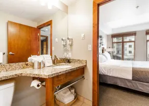 Sundial C215 | Ski-in/Ski-out | Fireplace | Full Kitchen | Mountain Views | Pools & Hot Tubs - Image 3