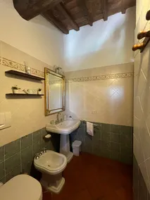Spacious villa Tuscany, Lajatico, Nr Pisa - Image 2