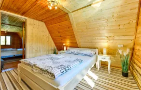 Amazing Home in Poljanica Bistranska With 2 Bedrooms, Wifi and Jacuzzi - Image 5