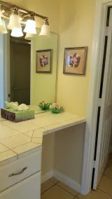 GREAT LOCATION, SPACIOUS DIRECT OCEANFRONT 2 BEDROOM CONDO - Image 4