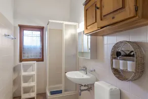 Casa Lara: Cosy Alpine Home Near Lugano + Garden (Sleeps 5) - Happy Rentals - Image 3