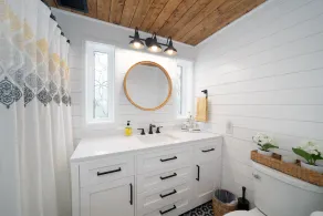 Farmhouse Cottage  - Image 3