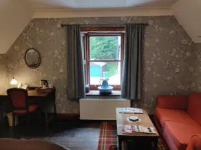 The Rowanberry Suite is named after the Highlands distinctive Rowanberry trees. - Image 4
